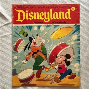 Vintage Disneyland Magazine with Mickey and Goofy No. 89 1974